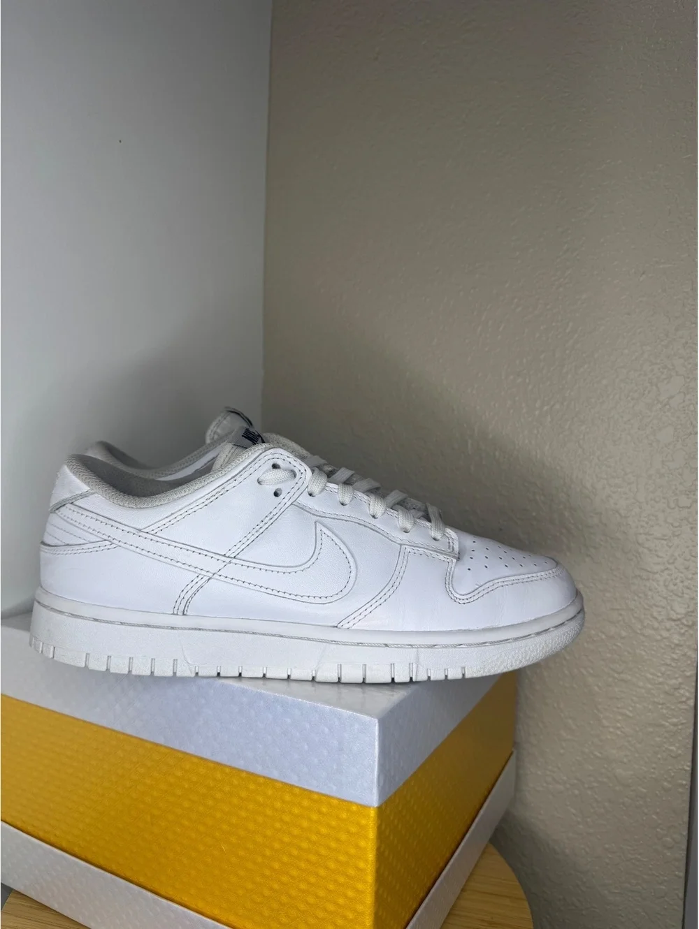 Nike Dunk Low Triple White Women’s Size 8.5 Leather Sneakers Used No Box